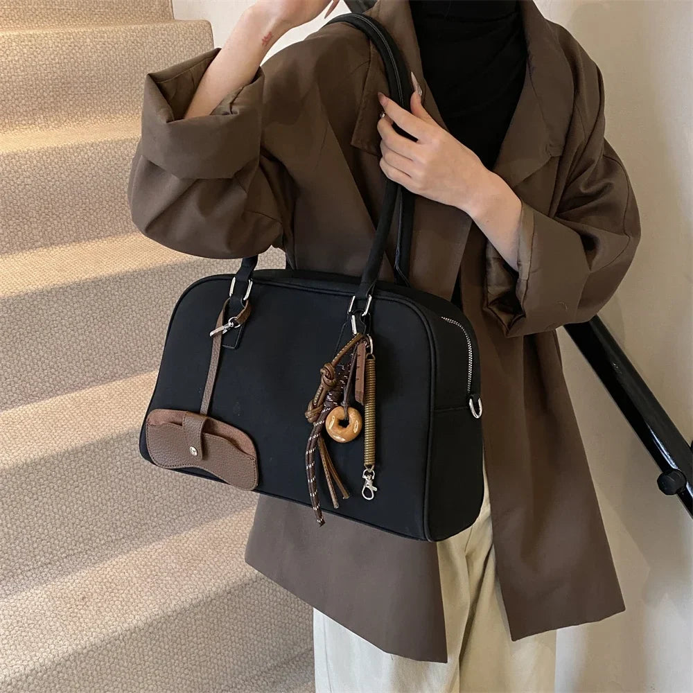MARINA - Sac à Main de Cours en Bandoulière en Daim