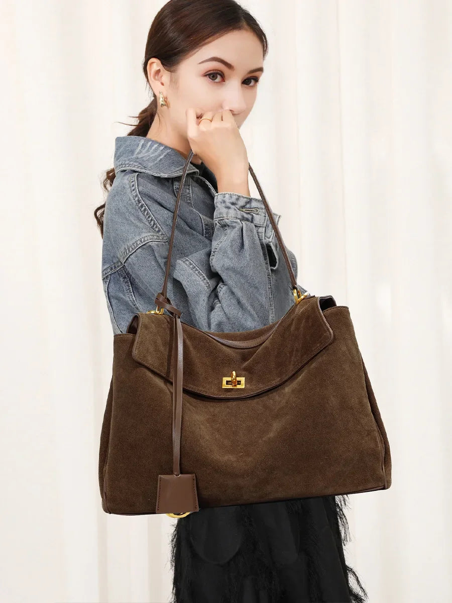 KELIA - Grand Sac à Main Chic en Daim