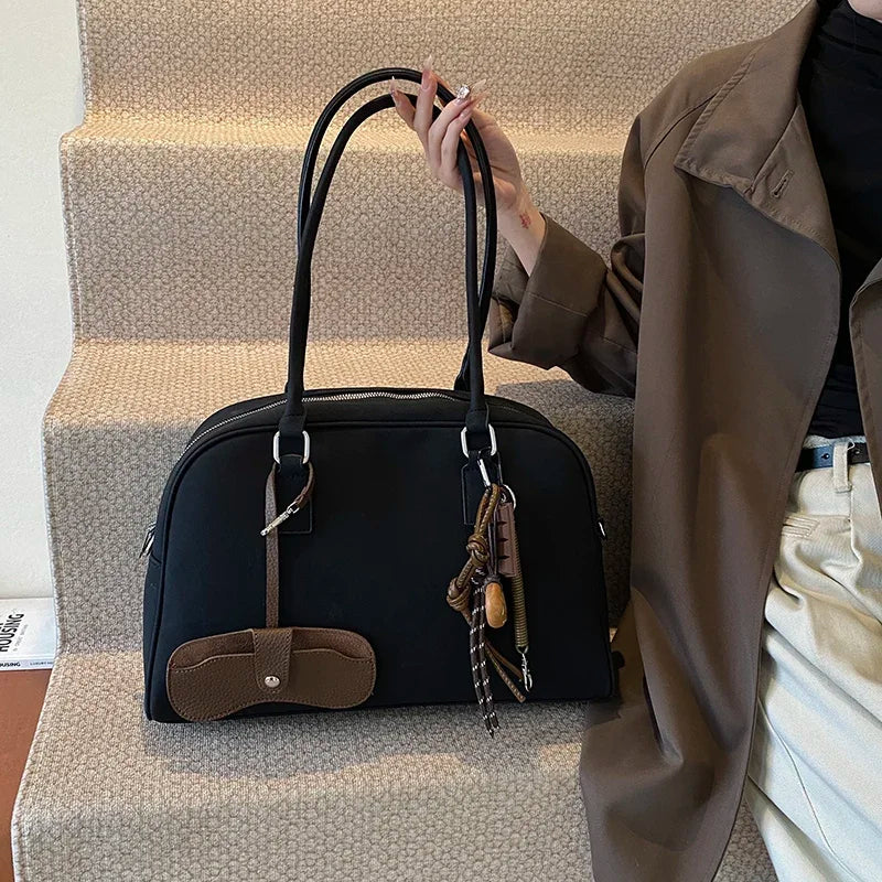 MARINA - Sac à Main de Cours en Bandoulière en Daim