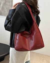 AGATHA - Grand Sac à Main Tendance en Cuir Rouge Porté épaule FEMME