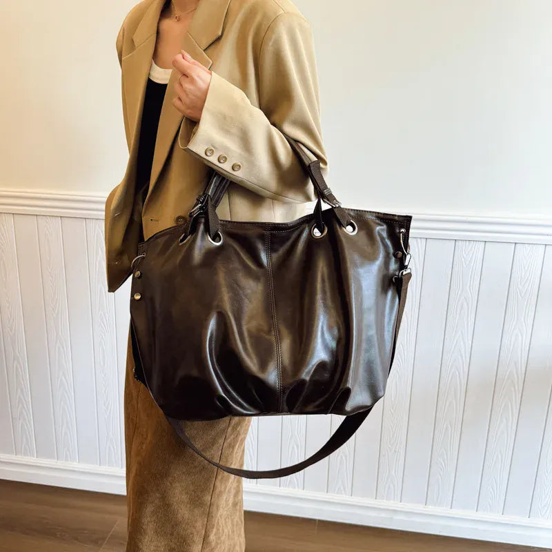 Grand sac à main cabas de cours Ambre, cuir ciré effet vieilli, couleur café, spacieux et bohème pour femme au quotidien, porté épaule