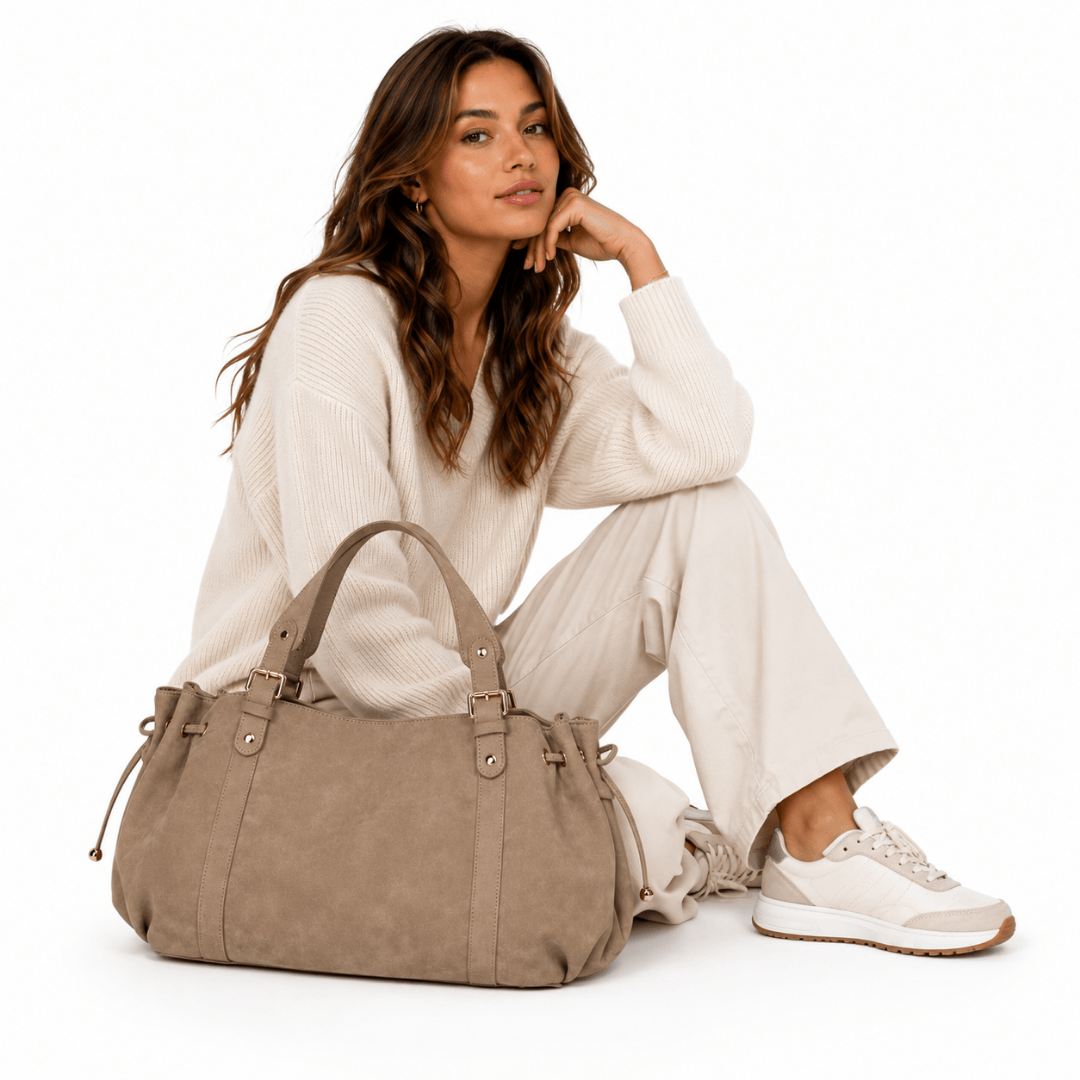 CELESTE sac à main femme pour ordinateur en daim beige vue de face