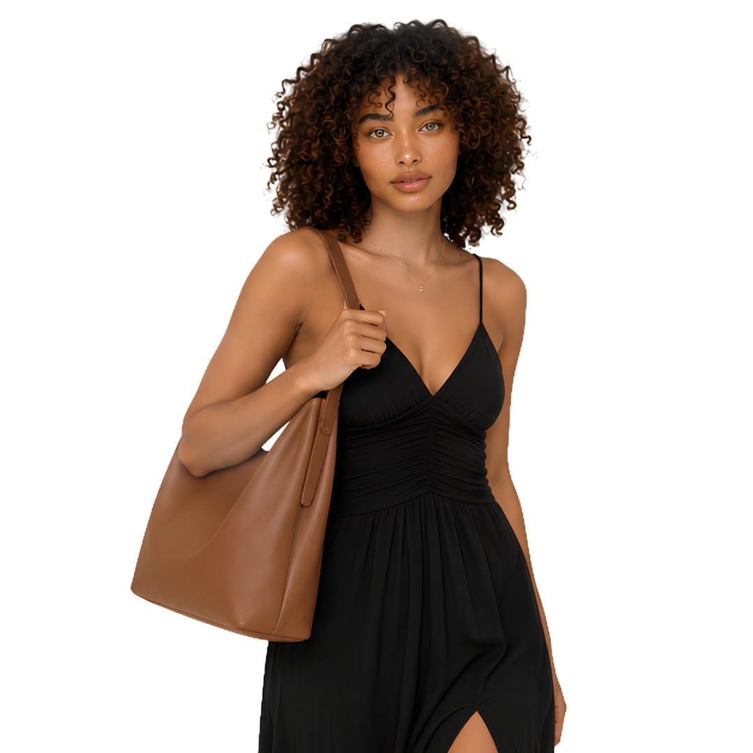 fenza-sac-a-main-epaule-grande-capacite-en-cuir-vegan-avec-pochette-marron porté épaule