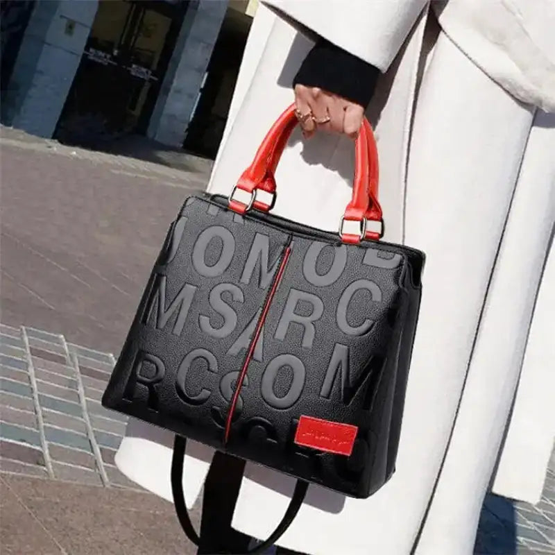 Grand sac à main en cuir souple LAYA avec anse et bandoulière ajustable, spacieux et durable, parfait pour le travail, les voyages ou les sorties.