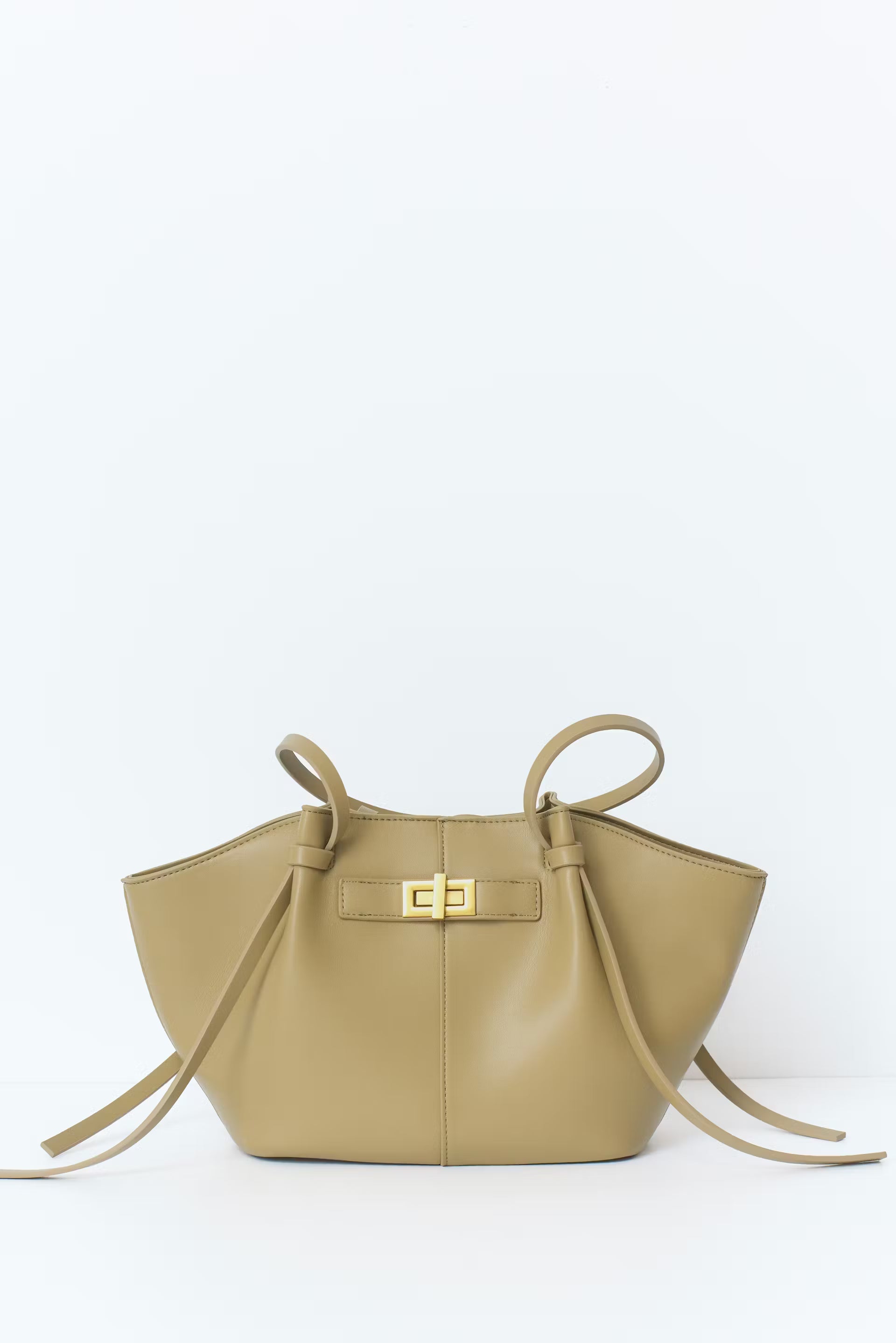 sac cabas cuir beige KATE à grandes anses, élégant et pratique, en cuir synthétique brun avec boucle raffinée et compartiment intérieur