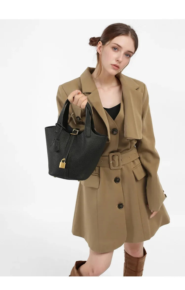 MANY - Sac Seau en Cuir