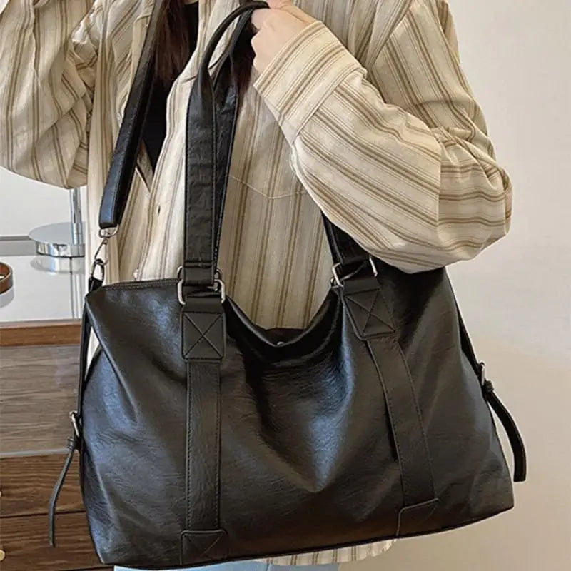 LISA - Grand Sac à Main de Cours Élégant