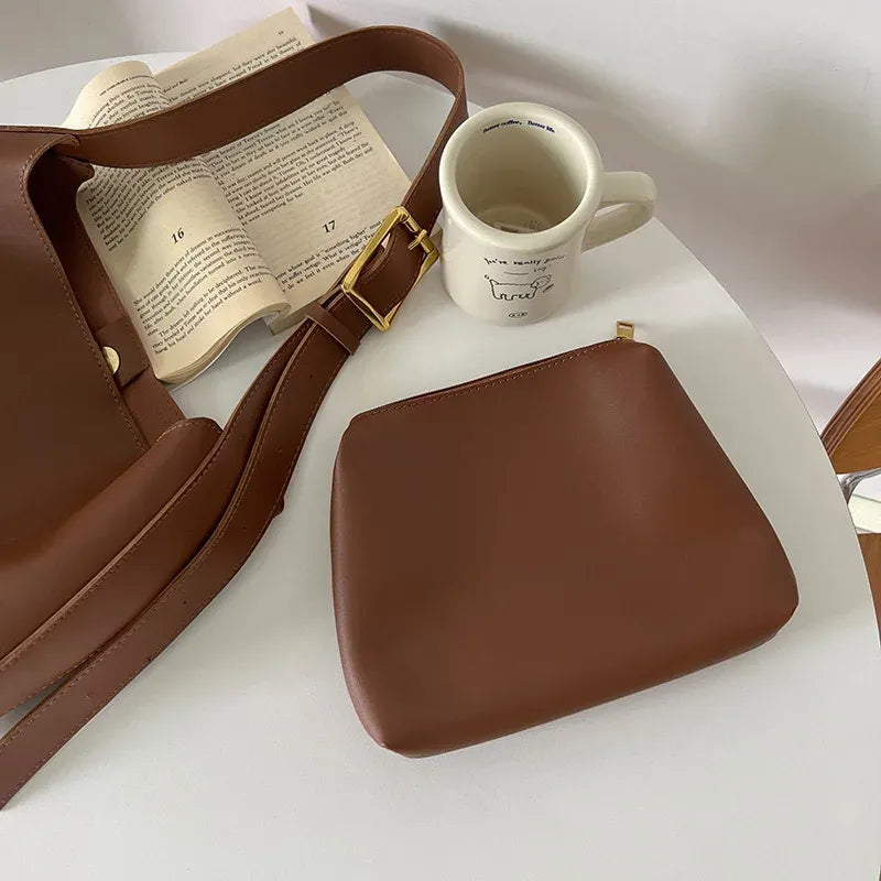 CLARISSE grand sac bandoulière femme en cuir cabas pour ordinateur 15 pouces avec sa pochette incluse