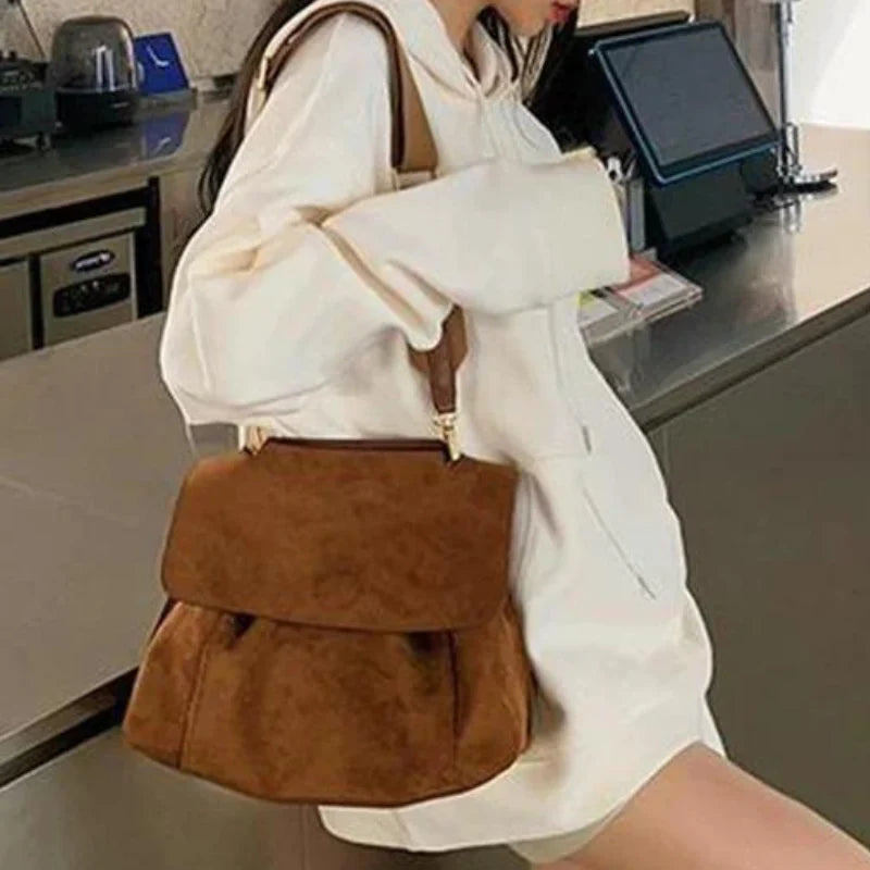 CYNTHIA - Sac a Main Bandouliere en Daim