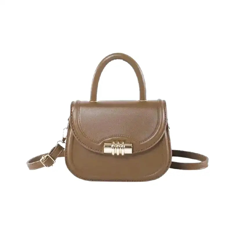 Petit sac à main rigide ELISA en bandoulière café , design compact et élégant, idéal pour transporter téléphone, porte-cartes et clés avec style, cuir vegan et finition haut de gamme.