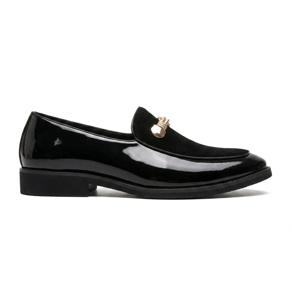 Isabella – Mocassin Femme Verni Ornement Doré Chic