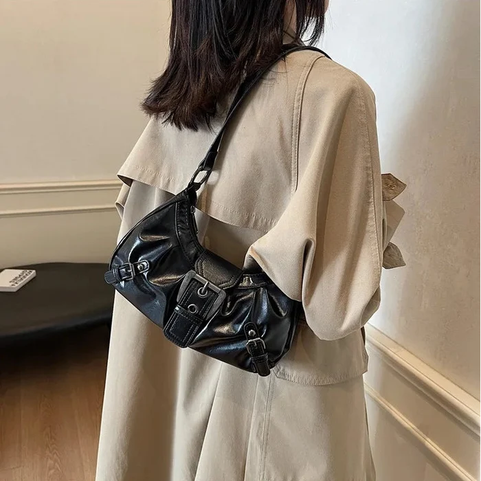 KARINA - Petit Sac à Main en Cuir Rétro noir, format compact en cuir pour téléphone, porte-cartes, clés et rouge à lèvres, porté épaule