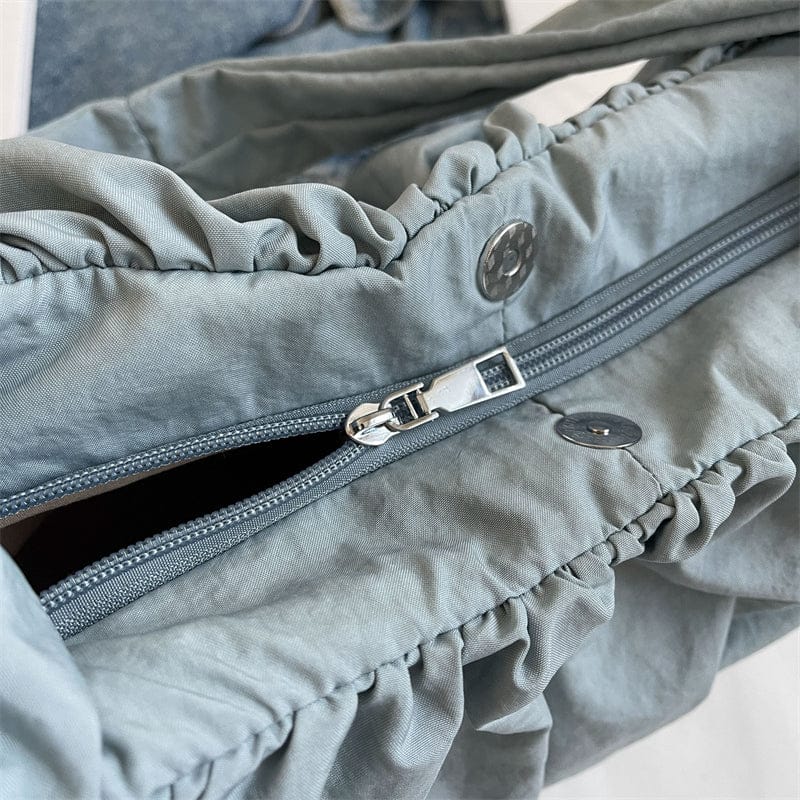 LOUISA - Sac à Main en Tissu à Fermeture Éclair Femme, format pratique pour téléphone, portefeuille, maquillage et essentiels, détails