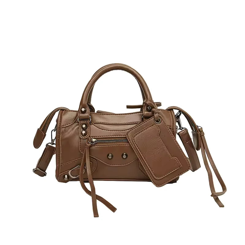 MEL - Petit Sac à Main Rétro en Cuir marron, emportez l’essentiel dans un format chic et compact
