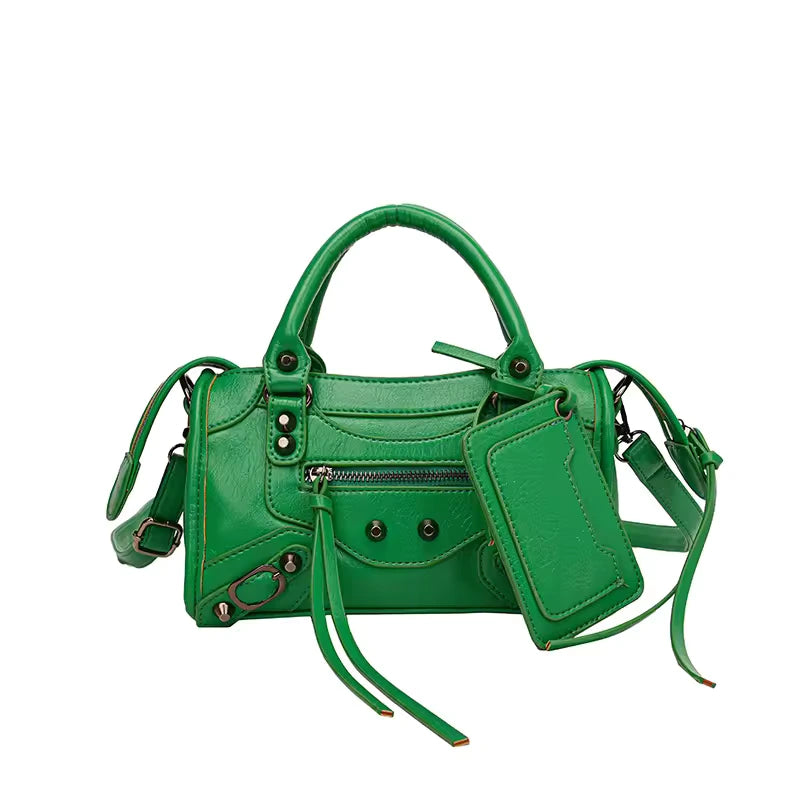 MEL - Petit Sac à Main Rétro en Cuir vert, emportez l’essentiel dans un format chic et compact