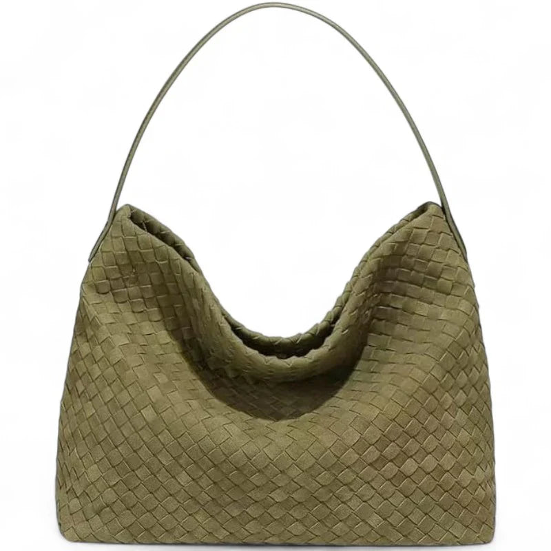 Découvrez MIKA, sac cabas tissé vert kaki grand format pour femmes actives : chic, pratique, compatible ordinateur 15” et 100% vegan. Parfait au quotidien !