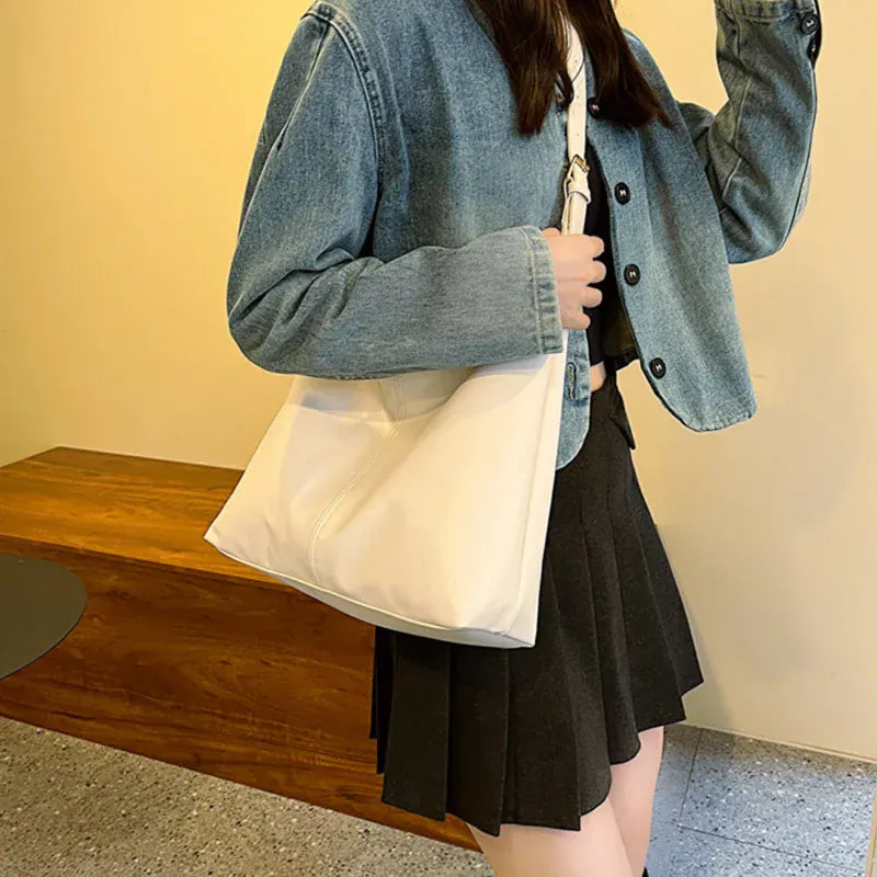 RAKEL - Sac Hobo en Cuir Femme Blanc Souple et Grande Capacité pour Ordinateur, Cahiers et Essentiels, porté épaule