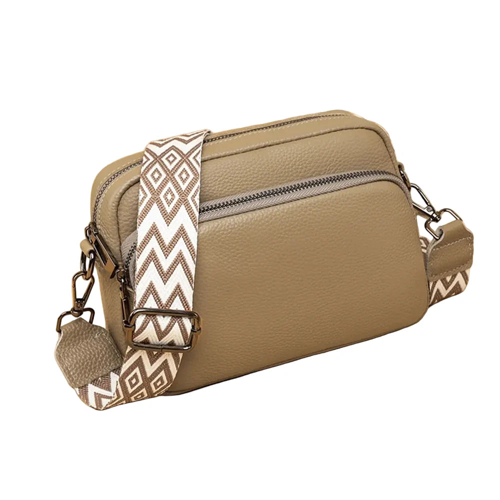 Sidra - Petit Sac Bandoulière Large Femme, sac femme compact en cuir vegan avec large sangle réglable au motif géométrique, couleur marron