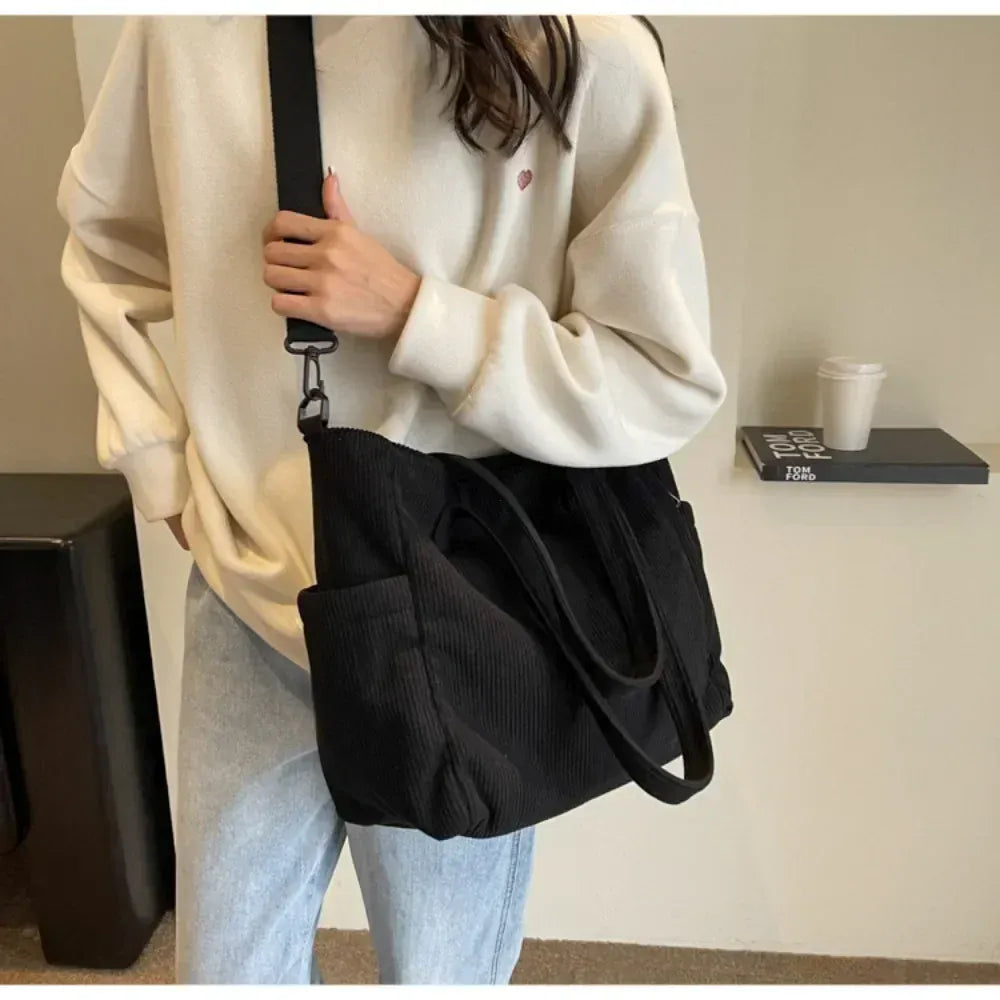SORAYA - Grand Sac à Main de Cours en Velours Côtelé
