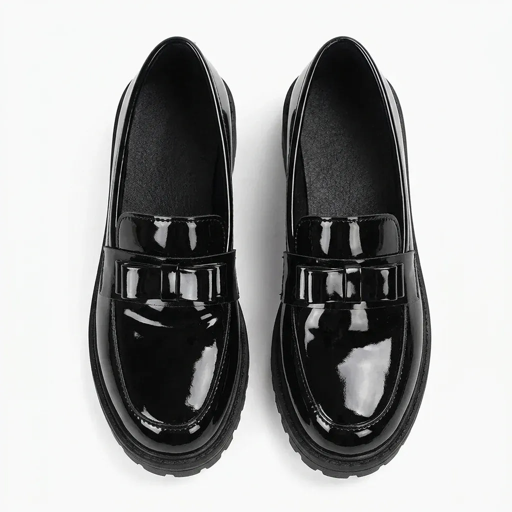 Valentina – Mocassin Femme Verni Elegant